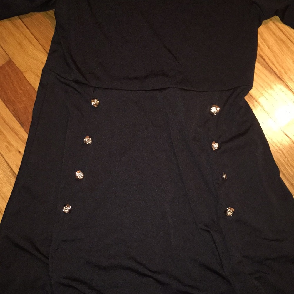Dress - Picture 6 of 6
